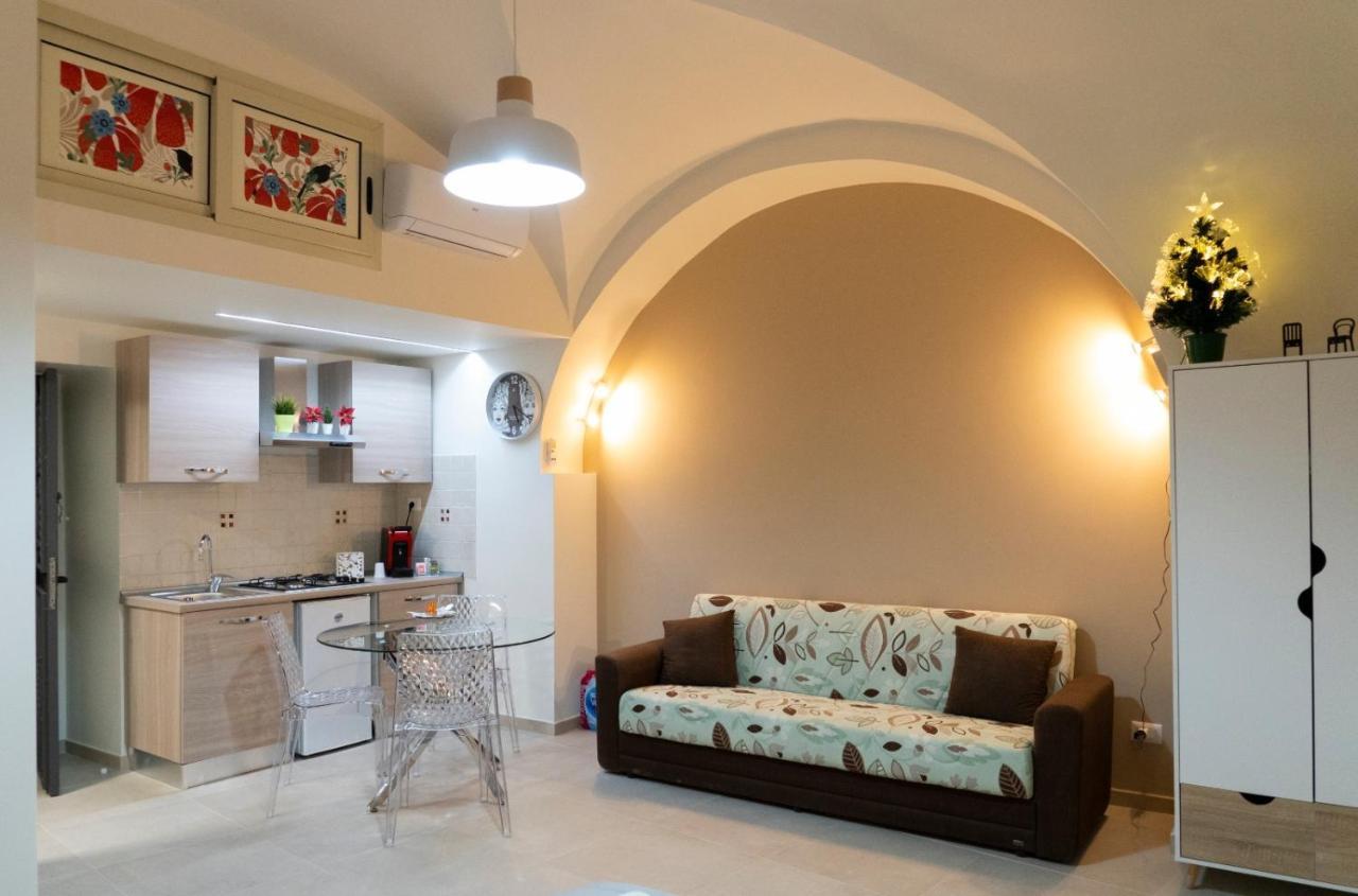 Apartamento Ad Un Passo Dal Centro Catania Exterior foto